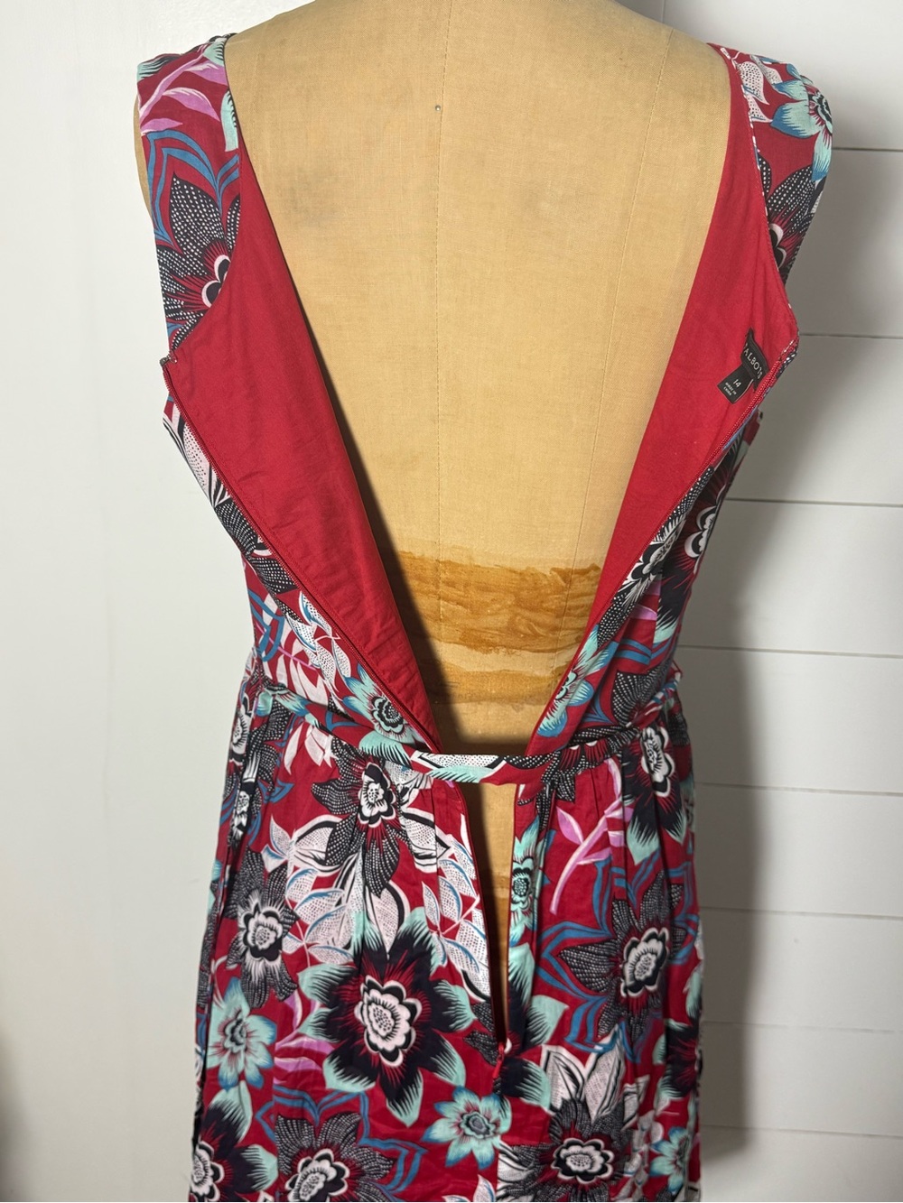 Talbots Floral Belted Dress in Red, Teal, Black - Picture 5 of 8